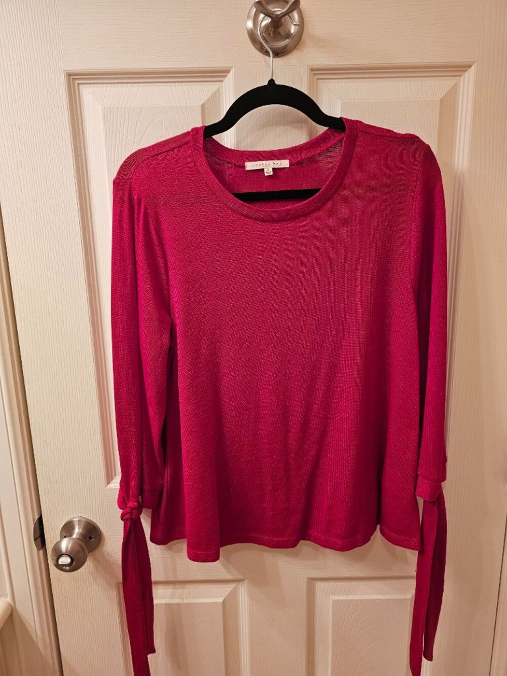 NWOT Copper Key Large Red Sweater w / Ties